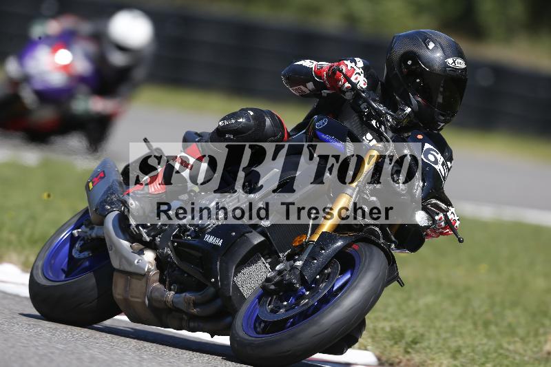 Archiv-2025/48 25.08.2025 Cornu Master School ADR/rot-rouge/65